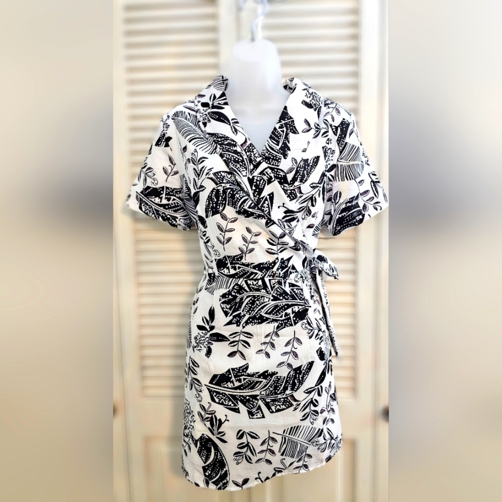 Black and White print faux wrap dress